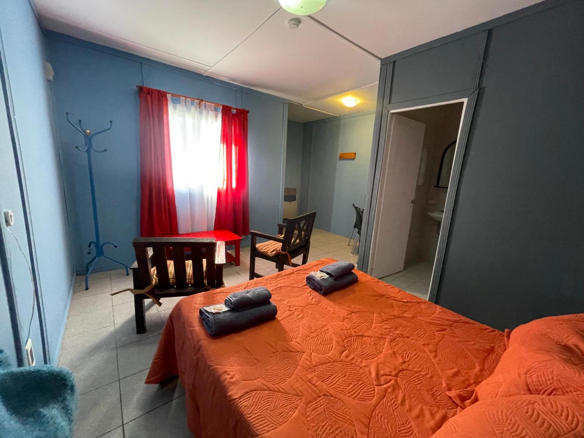 Complejo Don Joel Hostel El Chalten Buitenkant foto