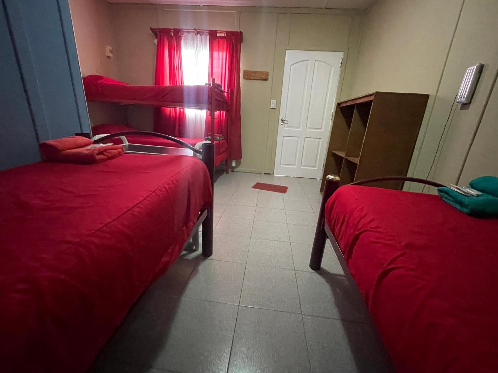 Complejo Don Joel Hostel El Chalten Buitenkant foto